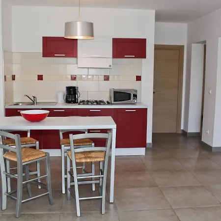 Appartement T-2 Air Conditioning Close To The Sea - Equipped - Santa Lucia Di Moriani