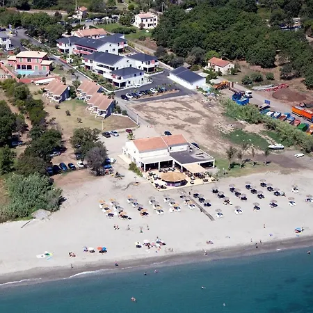 T-2 Air Conditioning Close To The Sea - Equipped - Santa Lucia Di Moriani