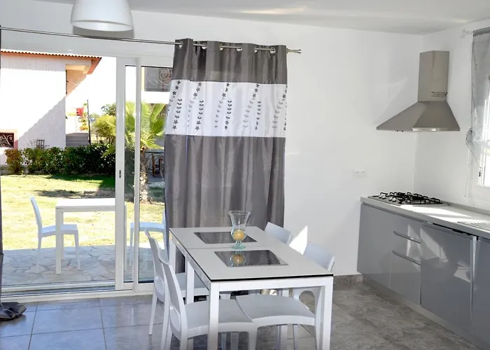 T-2 Air Conditioning Close To The Sea - Equipped - Santa Lucia Di Moriani