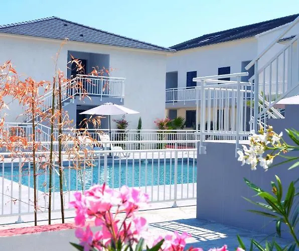 T-2 Air Conditioning Close To The Sea - Equipped - Santa Lucia Di Moriani *